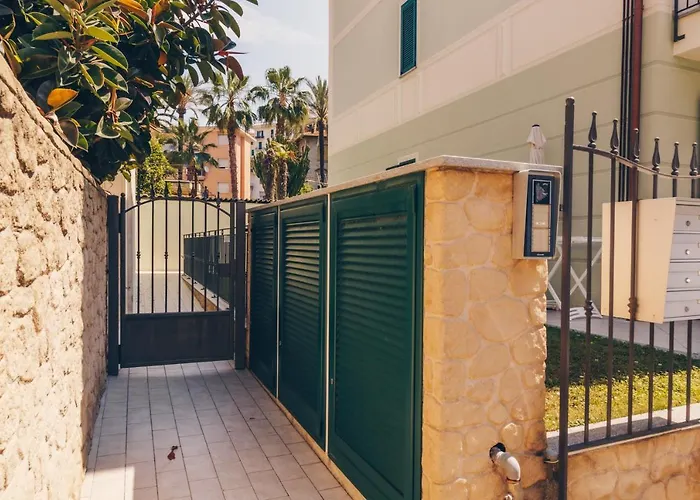 189 - Casa Centro, 350metri Dal Mare * Bordighera